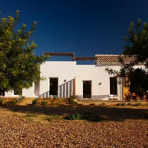 https://quinta-da-pintassilga.hotelaalgarve.com